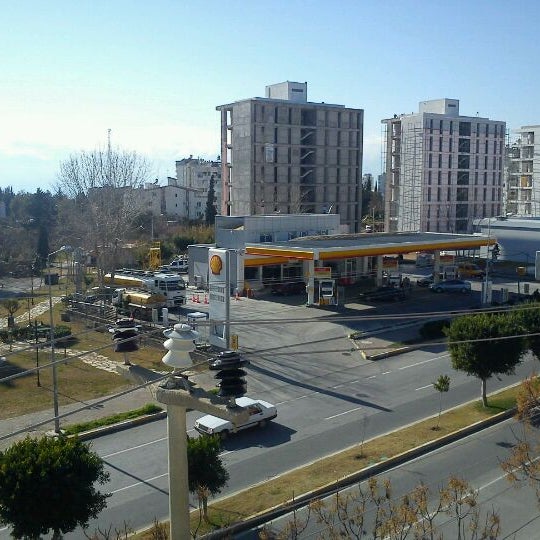 Das Foto wurde bei Shell von Erkan K. am 2/4/2012 aufgenommen