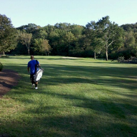 Fairlawn Golf Course 2 tips from 59 visitors