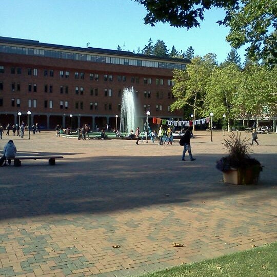 Exterior Red Square  Western Washington University