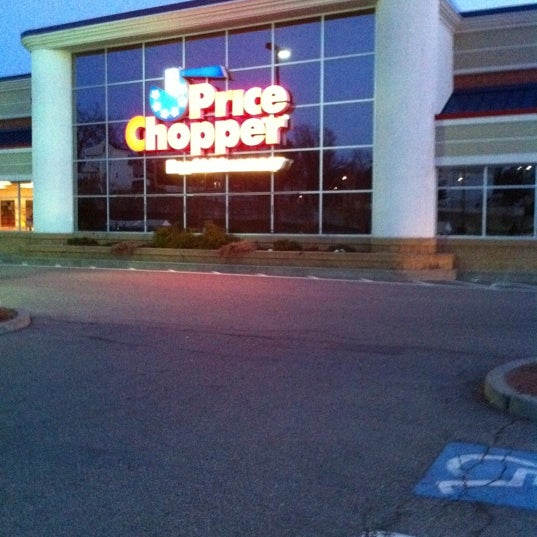 Photo taken at Price Chopper by Marty H. on 3/27/2011