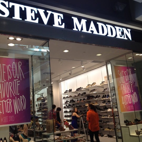 fairview mall steve madden