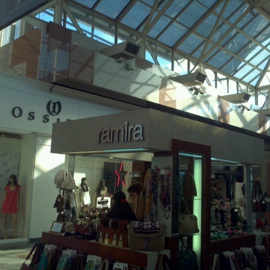 Foto scattata a Córdoba Shopping da Juampi B. il 7/30/2012