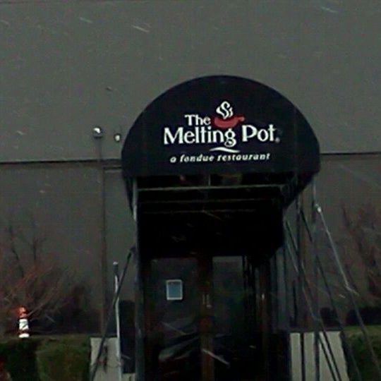 Photo taken at The Melting Pot by Vickie H. on 12/29/2011