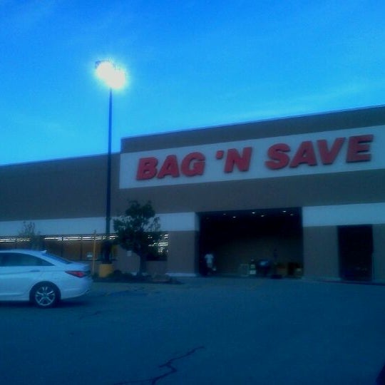 Bag N Save Now Closed 2017 156th St