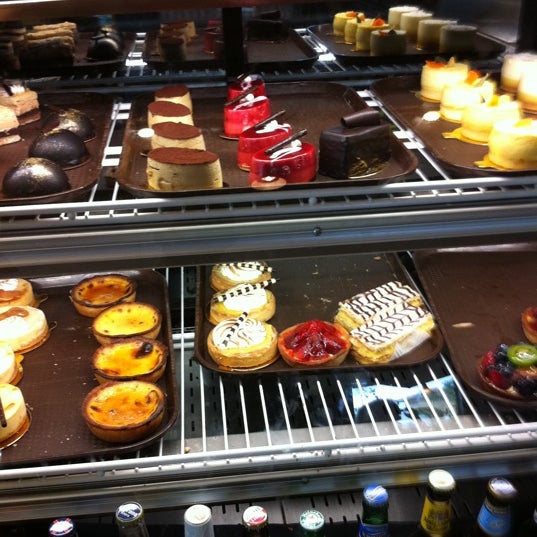 11/8/2011 tarihinde Bob R.ziyaretçi tarafından Rendez-Vous Bakery and Bistro'de çekilen fotoğraf