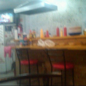 Foto tirada no(a) Chato&#39;s Burger por Josue J. em 2/8/2012