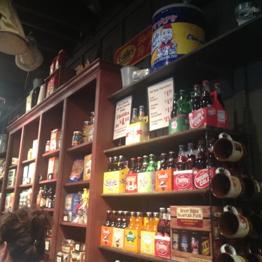 Cracker Barrel Old Country Store American Restaurant in Oklahoma City