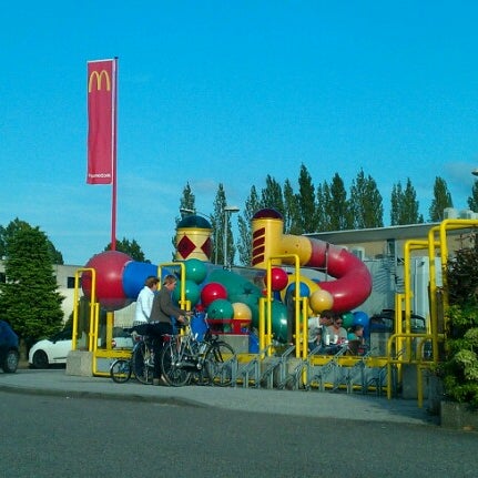 oogsten Booth matig McDonald's - Fast Food Restaurant