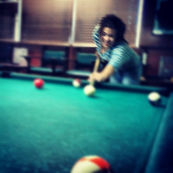 Photo taken at New Wave Billiards by Kevan K. on 8/31/2012
