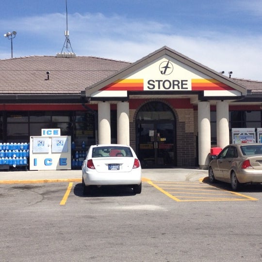 Flying J Gas Station in Snowville