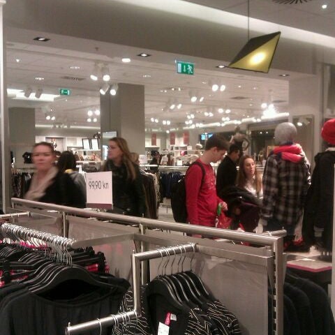H M Clothing Store