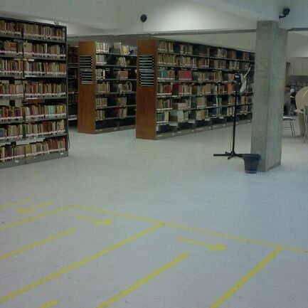 Photo taken at BCZM - Biblioteca Central Zila Mamede by RAFAEL S. on 11/23/2011