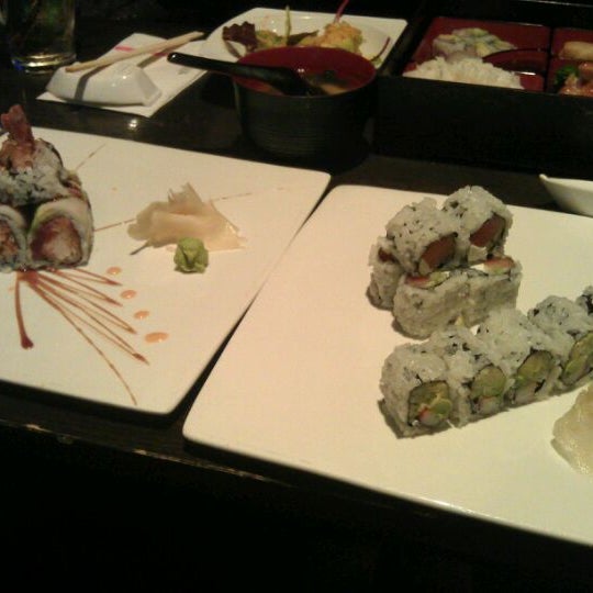 Foto diambil di Kumo Sushi oleh Gian G. pada 12/17/2011