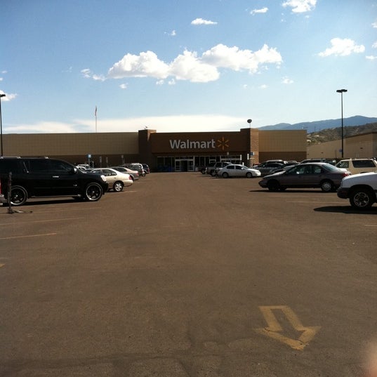 Walmart Supercenter Big Box Store in Claypool