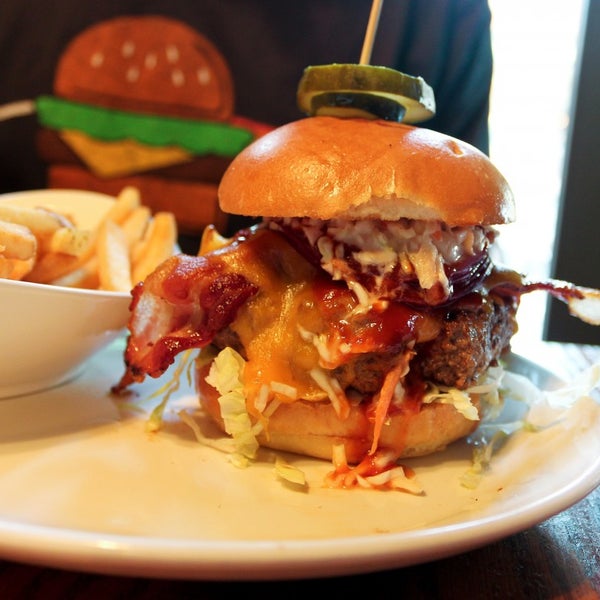 The Texas Burger hits all of the right notes. Beef is seasoned & cooked dead on & the thick cut bacon, sharp cheddar, creamy cole slaw & sweet, tangy BBQ sauce meld together to form sloppy perfection.