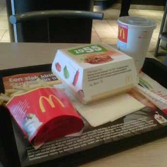 Photo prise au McDonald&#39;s par Mark V. le11/20/2011