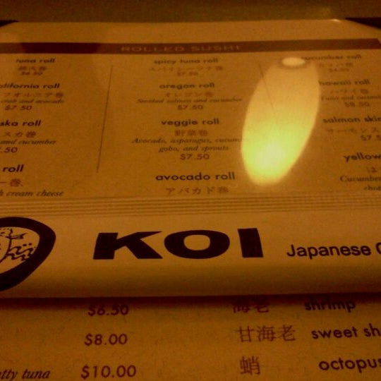 Foto tomada en Koi Japanese Cuisine  por CJ L. el 9/28/2011