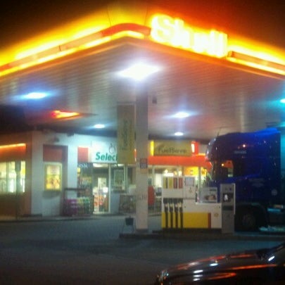 Photo taken at Shell by Matej R. on 8/19/2012