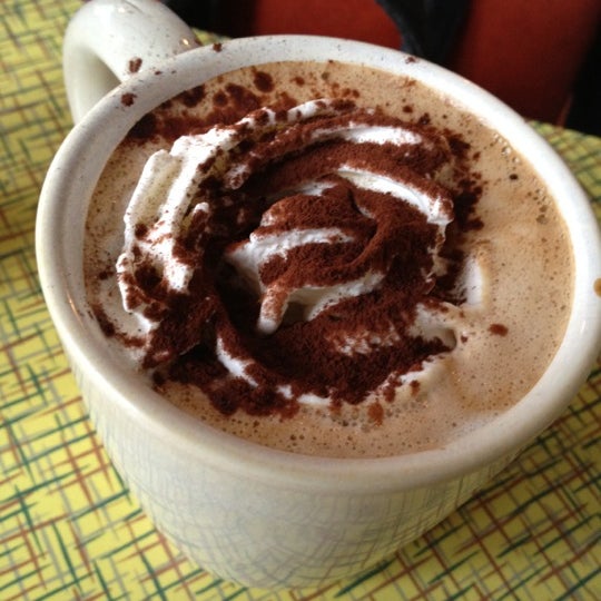 2/9/2012 tarihinde Donna E.ziyaretçi tarafından Kranky Cafe'de çekilen fotoğraf