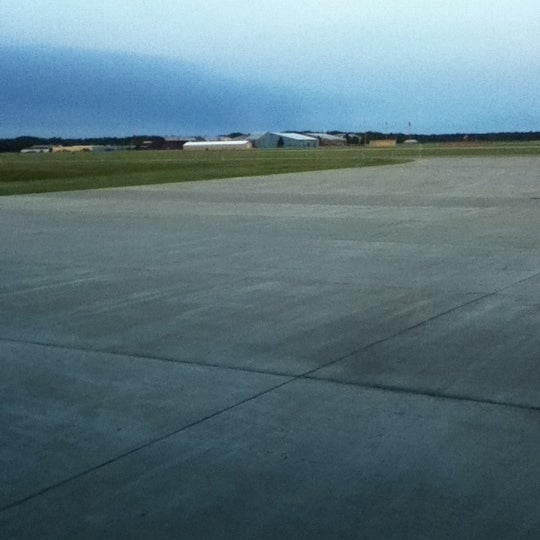 Photos at Chippewa County International Airport (CIU) 6 tips from 374