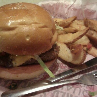 Photo taken at Fuddruckers by Michael R. on 3/9/2012