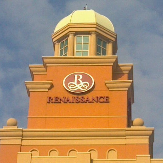 Photo taken at Renaissance Tampa International Plaza Hotel by Mike J. on 3/9/2012
