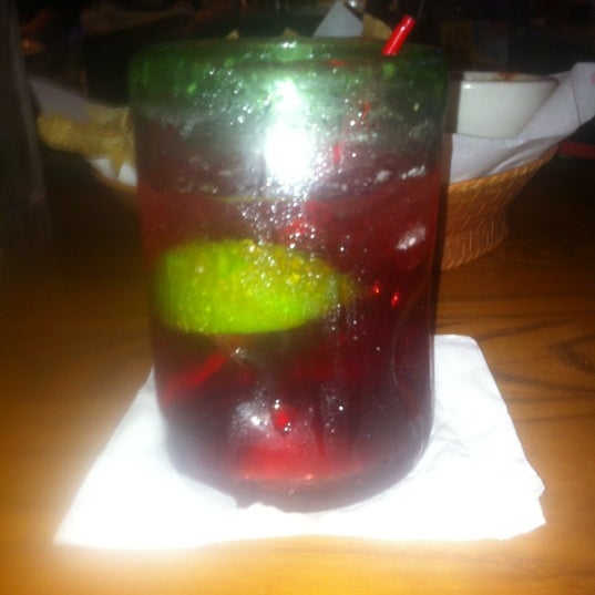 Photo taken at Chili&#39;s Grill &amp; Bar by Brit M. on 5/29/2012