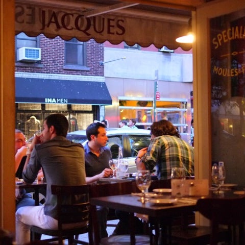 Photo taken at Jacques1534 by Luan L. on 7/7/2012