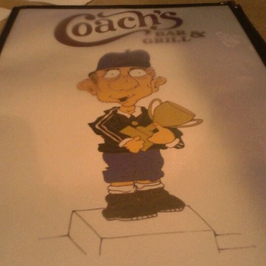 Foto diambil di Coach&#39;s Bar and Grill oleh Bailey K. pada 8/20/2012