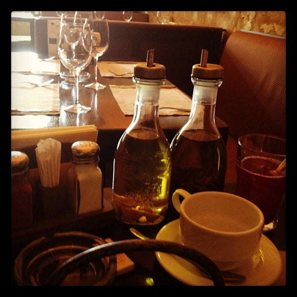 6/9/2012 tarihinde Евгения Г.ziyaretçi tarafından Restaurant Prego'de çekilen fotoğraf