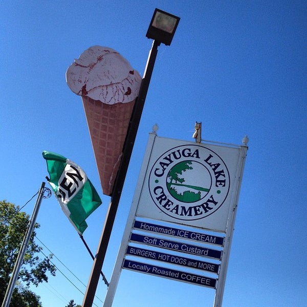 Photo taken at Cayuga Lake Creamery by Joe C. on 9/1/2012