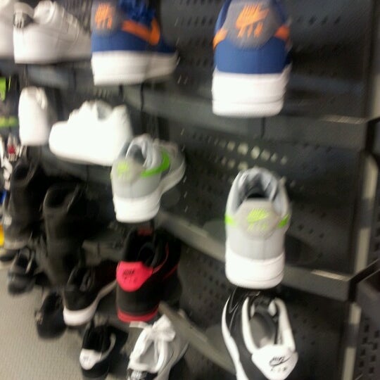 foot locker custom shoes