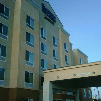 Photo taken at Fairfield Inn &amp; Suites San Antonio NE/Schertz by Raul L. on 10/25/2011