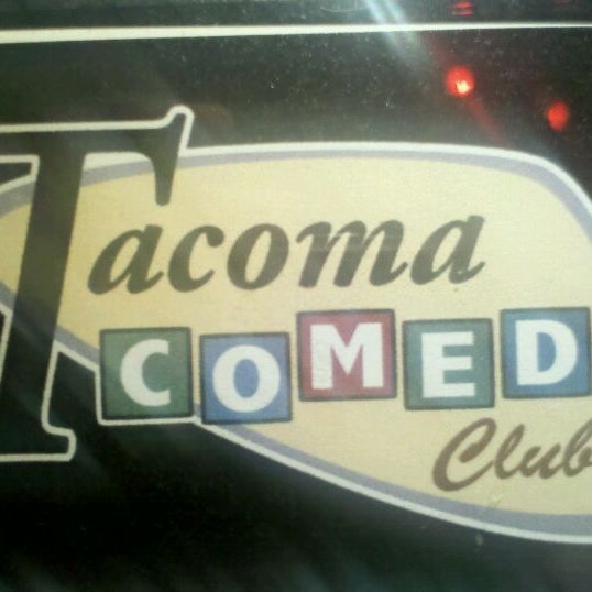 Снимок сделан в Tacoma Comedy Club пользователем Rhonda K. 8/13/2011