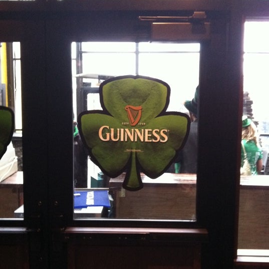 Снимок сделан в Trinity Three Irish Pubs пользователем Brennan S. 3/12/2011