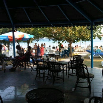 9/3/2011 tarihinde can y.ziyaretçi tarafından Ekin Plaj Bar'de çekilen fotoğraf