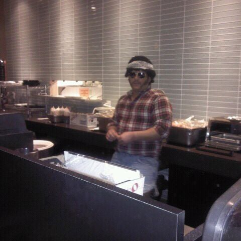 11/1/2011에 Corey L.님이 Koko Sushi Bar &amp; Lounge에서 찍은 사진