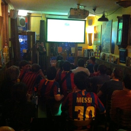Foto tirada no(a) Taverna Barcelona por Eric K. em 5/25/2012