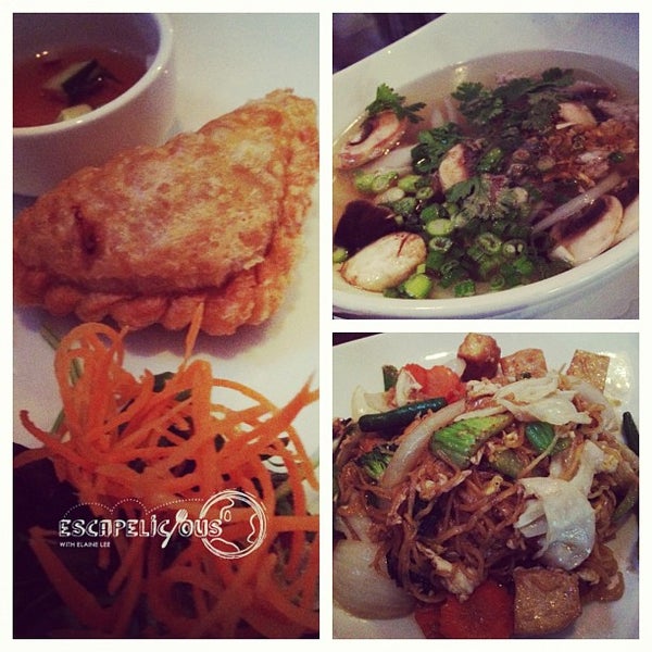 7/10/2012 tarihinde Elaine L.ziyaretçi tarafından Dee Thai Restaurant'de çekilen fotoğraf