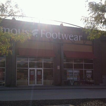 Famous footwear in the steelyard clearance