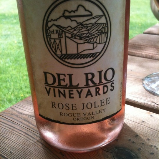 Photo taken at Del Rio Vineyards by Warren S. on 7/12/2011