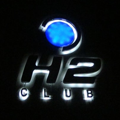 Photo taken at H2 Club São Paulo by Isabella F. on 5/29/2012