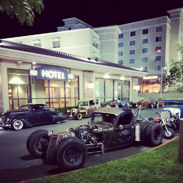 รูปภาพถ่ายที่ Wendover Nugget Hotel &amp; Casino โดย Josh D. เมื่อ 8/11/2012