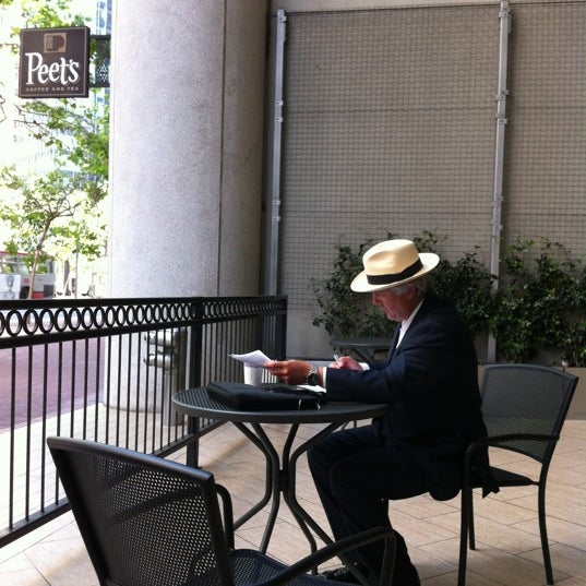 Photo taken at Peet&#39;s Coffee &amp; Tea by Timothy P. on 6/15/2012