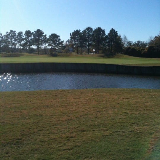 Foto diambil di Wicked Stick Golf Links oleh Big D. pada 11/18/2011
