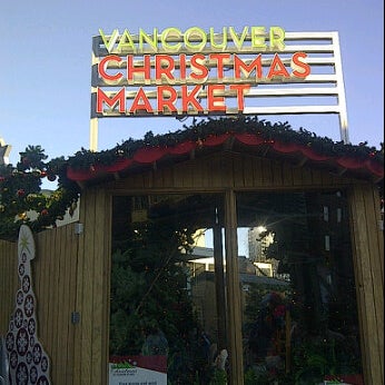 Das Foto wurde bei Vancouver Christmas Market von Julie D. am 12/11/2011 aufgenommen