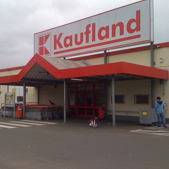 Photo taken at Kaufland by Marco v. on 4/13/2011