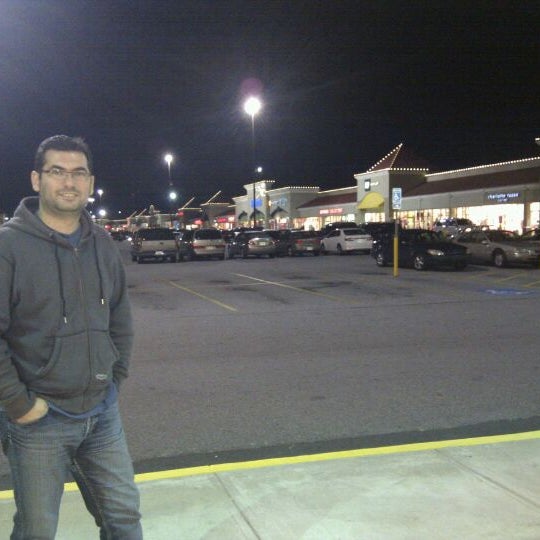 Photo taken at Tanger Outlet Locust Grove by Emin D. on 12/1/2011