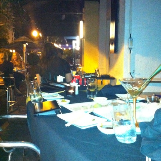 Photo taken at Shari Sushi Lounge by Yansong L. on 3/7/2011