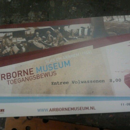 Photo taken at Airborne Museum &#39;Hartenstein&#39; by Hans M. on 9/11/2012